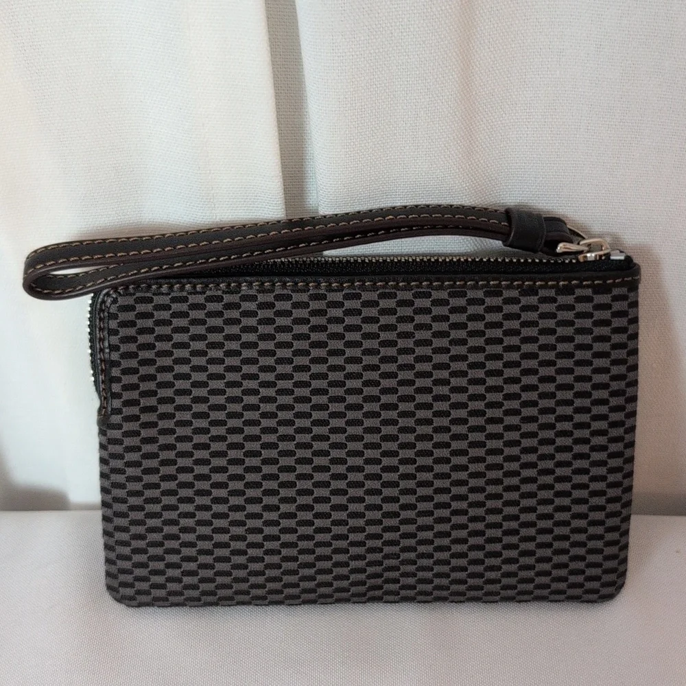 Coach Gray And Black Jacquard Wristlet NWT - Picture 4 of 6